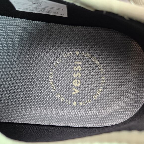 NEW Vessi Weekend 1.5 Mens Size 11 Waterproof Shoes Sneaker Light Sage Green - Picture 11 of 12